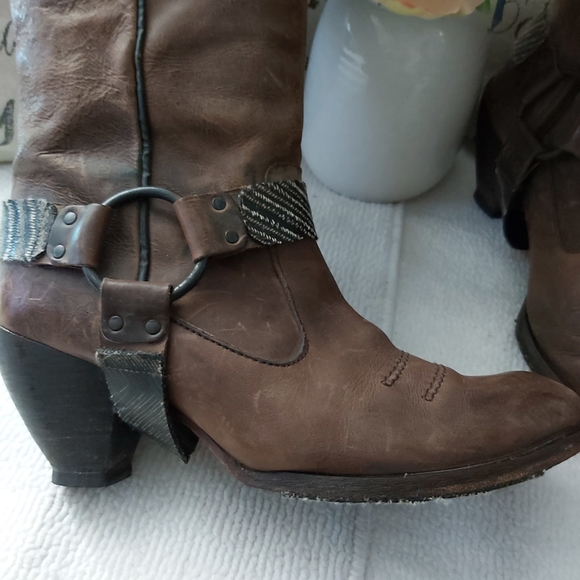 Rare U roads soft slouch leather western riding boots recycled tire like new - Picture 4 of 16